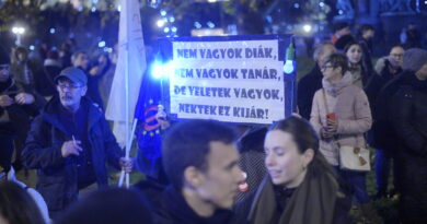 Wiadomości z Budapesztu - demonstracja solidarnościowa z nauczycielami