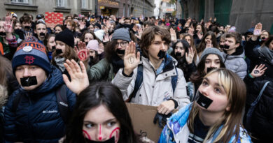 Wiadomości z Węgier - strajk uczniów dla nauczycieli