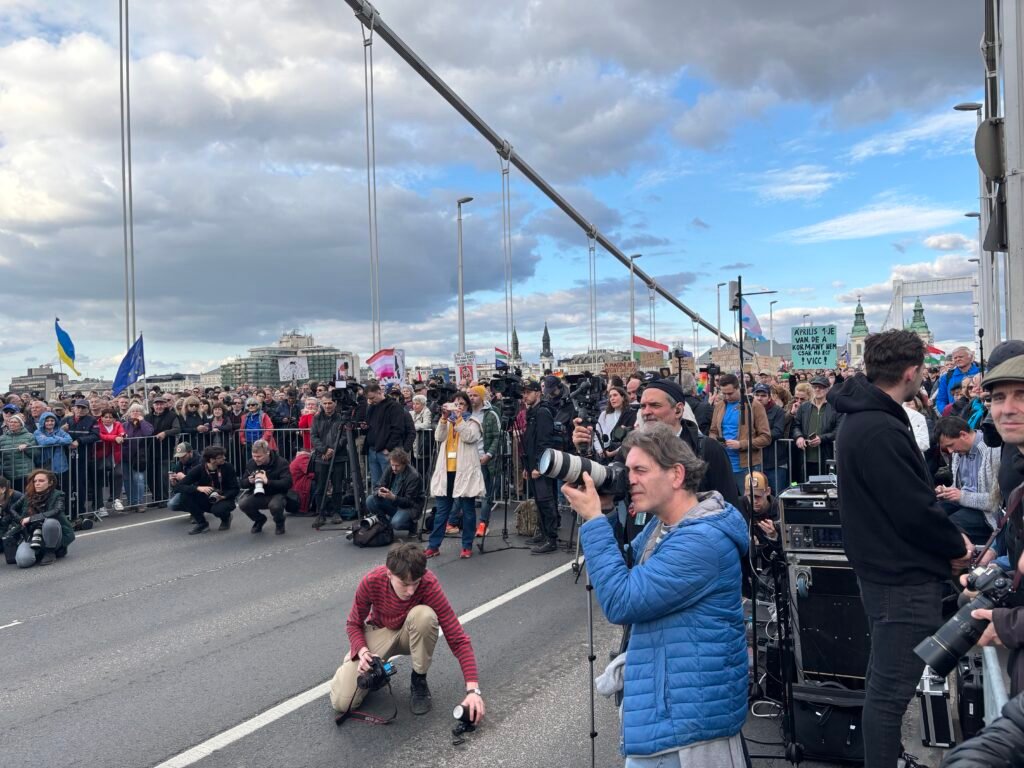 blokada mostów w budapeszcie