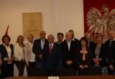 Od 2009 roku Ogólnokrajowy Samorząd Polski na Węgrzech przyznaje nagrodę “Św. Władysława” i “Za zasługi na rzecz węgierskiej Polonii”.