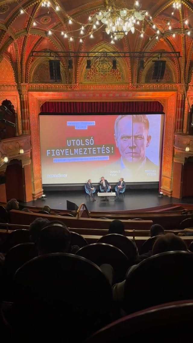 @zbigniewziobroofficialZbigniew Ziobro i trzej muszkieterowie @kanal_tak  w Budapeszcie kierują do Węgrów ostatnie ostrzeżenie. Właśnie taki tytuł nosi najnowszy film Tulickiego, którego premiera odbyła się wczoraj w kinoteatrze Urania w stolicy Węgier. Organizatorem pokazu był portal i tygodnik Manner.  W końcowych napisach zabrakło jednak informacji o producencie. #wyborynawęgrzech #dwabratanki